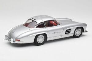 Mercedes 300 SL W198 Gullwing Zilver Minichamps 1:18 180039000 Metaal — afbeelding 3 van 8