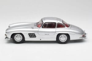 Mercedes 300 SL W198 Gullwing Zilver Minichamps 1:18 180039000 Metaal — afbeelding 4 van 8