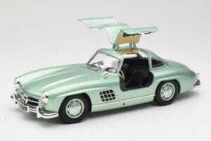 Mercedes 300 SL W198 Gullwing Light Green Metallic Minichamps 1:18 110037221 Metaal — afbeelding 2 van 8