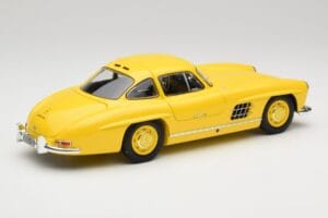Mercedes 300 SL W198 Lichtgeel Minichamps 1:18 180039009 Metaal — afbeelding 3 van 8