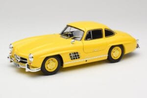 Mercedes 300 SL W198 Lichtgeel Minichamps 1:18 180039009 Metaal