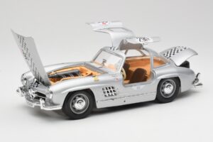 Mercedes 300 SL W198 #295 1954 Bburago 1:18 32813 Metaal — afbeelding 2 van 8