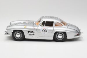 Mercedes 300 SL W198 #295 1954 Bburago 1:18 32813 Metaal — afbeelding 4 van 8