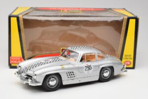 Mercedes 300 SL W198 #295 1954 Bburago 1:18 32813 Metaal — afbeelding 8 van 8