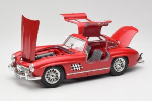 Mercedes 300 SL W198 Red Metallic Bburago 1:18 3013-M1 Metaal — afbeelding 2 van 8