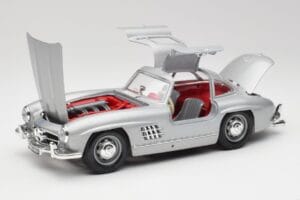 Mercedes 300 SL W198 Gullwing Silver Grijs Bburago 1:18 3513 Metaal — afbeelding 2 van 8