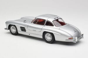 Mercedes 300 SL W198 Gullwing Zilver Metallic Minichamps 1:18 B66040379 Metaal — afbeelding 7 van 8