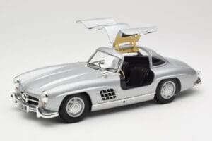 Mercedes 300 SL W198 Gullwing Zilver Minichamps 1:18 110037210 Metaal — afbeelding 2 van 8