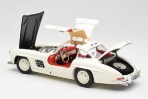 Mercedes 300 SL W198 Wit Minichamps 1:18 180039006 Metaal — afbeelding 5 van 8