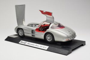 Mercedes 300 SLR Zilver Revell 1:12 08851 Metaal — afbeelding 5 van 8