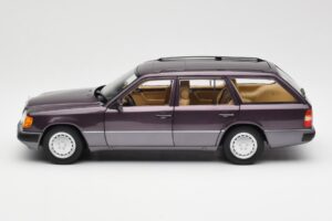 Mercedes 300D S124 T-Model Bornit Dealer Editie Norev 1:18 B66040701 Metaal — afbeelding 4 van 8