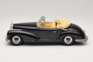 Mercedes 300S Zwart Maisto 1:18 52116-P1 Metaal — afbeelding 4 van 8