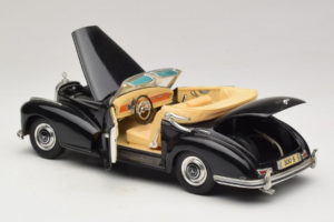Mercedes 300S Zwart Maisto 1:18 52116-P1 Metaal — afbeelding 5 van 8