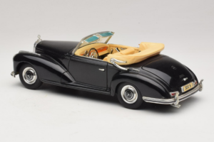 Mercedes 300S Zwart Maisto 1:18 52116-P1 Metaal — afbeelding 7 van 8