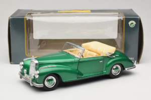 Mercedes 300S Cabriolet Green Metallic Maisto 1:18 52116 Metaal — afbeelding 7 van 7