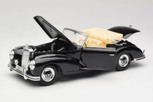 Mercedes 300SC W188 Obsidian Zwart Maisto 1:18 806B Metaal — afbeelding 2 van 8