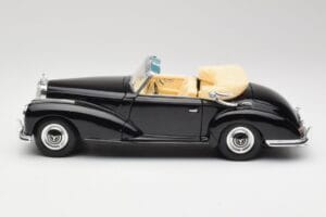 Mercedes 300SC W188 Obsidian Zwart Maisto 1:18 806B Metaal — afbeelding 4 van 8