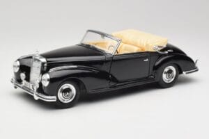 Mercedes 300SC W188 Obsidian Zwart Maisto 1:18 806B Metaal