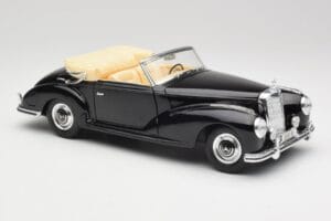 Mercedes 300SC W188 Obsidian Zwart Maisto 1:18 806B Metaal — afbeelding 6 van 8