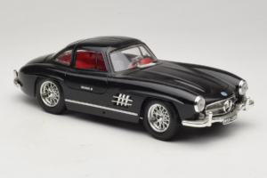 Mercedes 300SL Zwart Bburago 1:18 3015-M3 Metaal — afbeelding 6 van 8