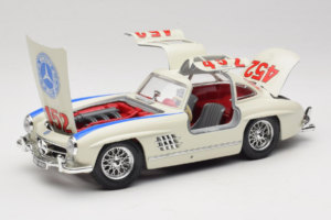 Mercedes 300SL #452 Mille Miglia 1955 Wit Bburago 1:18 3015-M2 Metaal — afbeelding 2 van 8
