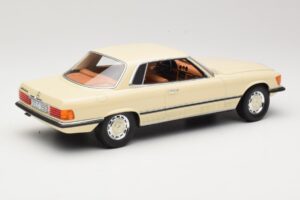 Mercedes 350 SLC C107 Wit Cult Models 1:18 CML049-1 Metaal — afbeelding 2 van 6
