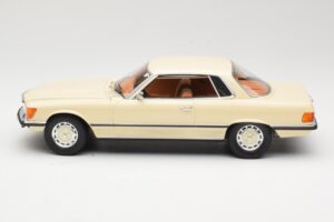 Mercedes 350 SLC C107 Wit Cult Models 1:18 CML049-1 Metaal — afbeelding 3 van 6