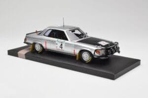 Mercedes 450 SLC 5.0 C107 #4 B. Waldegard / H. Thorszelius Rally Bandama 1979 Minichamps 1:18 107793204 Hars — afbeelding 4 van 6