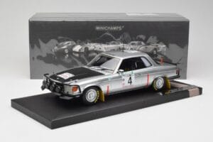 Mercedes 450 SLC 5.0 C107 #4 B. Waldegard / H. Thorszelius Rally Bandama 1979 Minichamps 1:18 107793204 Hars — afbeelding 6 van 6