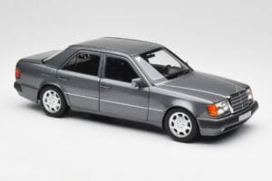 Mercedes 500 E W124 Pearl Grijs Norev 1:18 183946 Metaal — afbeelding 6 van 8