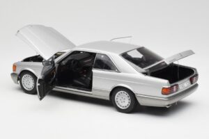 Mercedes 500 SEC C126 Zilver AUTOart 1:18 76212 Metaal — afbeelding 5 van 8