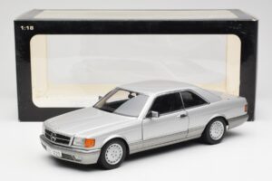 Mercedes 500 SEC C126 Zilver AUTOart 1:18 76212 Metaal — afbeelding 8 van 8