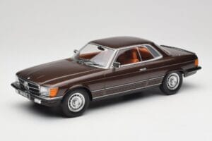 Mercedes 500 SLC C107 Beige Metallic KK-Scale 1:18 KKDC180851 Metaal