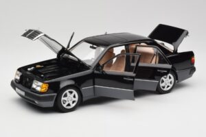 Mercedes 500E W124 Zwart Limited Edition Norev 1:18 183949 Metaal — afbeelding 2 van 12