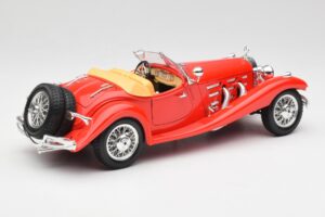 Mercedes 500K Roadster Rood Bburago 1:18 3020 Metaal — afbeelding 3 van 8