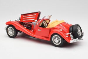 Mercedes 500K Roadster Rood Bburago 1:18 3020 Metaal — afbeelding 5 van 8