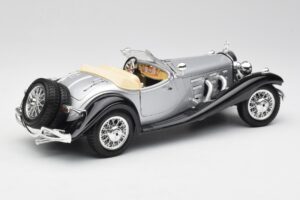 Mercedes 500K Roadster Zilver Bburago 1:18 3020-M1 Metaal — afbeelding 3 van 8