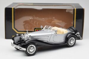 Mercedes 500K Roadster Zilver Bburago 1:18 3020-M1 Metaal — afbeelding 8 van 8