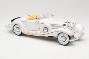 Mercedes 500K Special Roadster Wit Premiere Edition Maisto 1:18 536055 Metaal — afbeelding 6 van 8