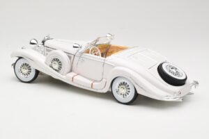 Mercedes 500K Special Roadster Wit Premiere Edition Maisto 1:18 536055 Metaal — afbeelding 7 van 8