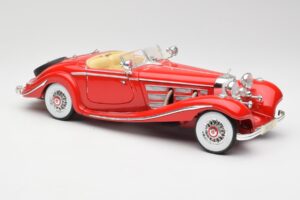 Mercedes 500K Special Roadster Rood Maisto 1:18 56058 Metaal — afbeelding 6 van 8