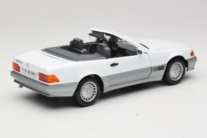 Mercedes 500 SL R129 Wit Roadtough 1:18 92048 Metaal — afbeelding 3 van 8