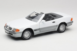 Mercedes 500 SL R129 Wit Roadtough 1:18 92048 Metaal