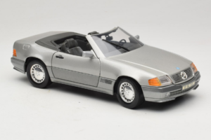 Mercedes 500SL R129 Zilver Tchibo 1:18 TC001 Metaal — afbeelding 6 van 8