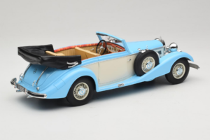 Mercedes 540K Cabriolet Blauw Wit Cult Models 1:18 CML184-2 Metaal — afbeelding 2 van 6