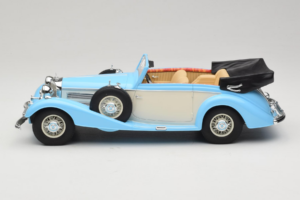 Mercedes 540K Cabriolet Blauw Wit Cult Models 1:18 CML184-2 Metaal — afbeelding 3 van 6