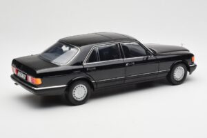 Mercedes 560 SEL W126 Zwart Dealer Editie Norev 1:18 B66040599 Metaal — afbeelding 3 van 8