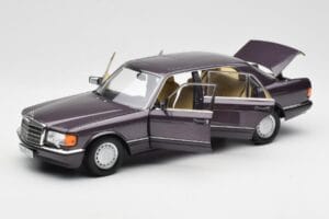 Mercedes 560 SEL W126 Paars Metallic Norev 1:18 183544 Metaal — afbeelding 2 van 8