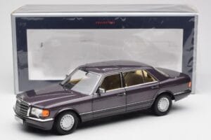 Mercedes 560 SEL W126 Paars Metallic Norev 1:18 183544 Metaal — afbeelding 8 van 8