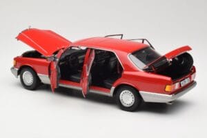 Mercedes 560 SEL W126 Rood Norev 1:18 183463 Metaal — afbeelding 5 van 8